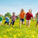 <p>Tổ chức trò chơi tập thể, một kỹ năng giúp bạn không chỉ tự tin, lôi cuốn hơn mà còn giúp kết nối mọi người và mang lại những tiếng cười sung sướng.</p>
